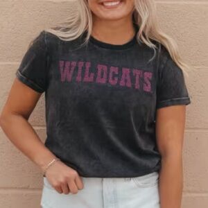 Wildcats KSU Rally House Rhinestone Cuffed Tee Large